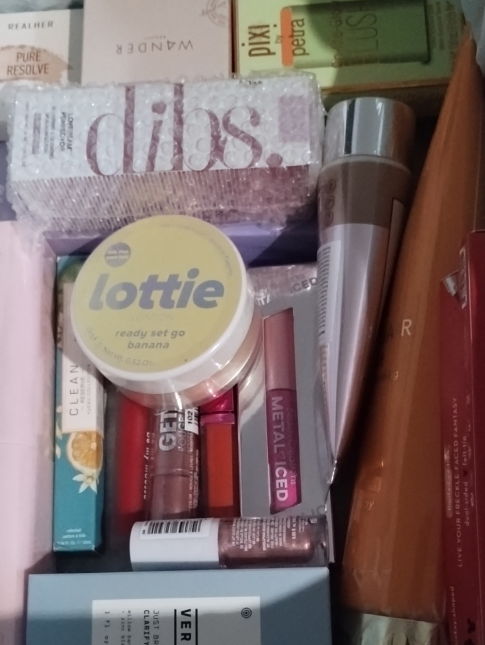 💖 MEGA 20-Piece Full-Face Glam & Skincare Surprise Bundle
